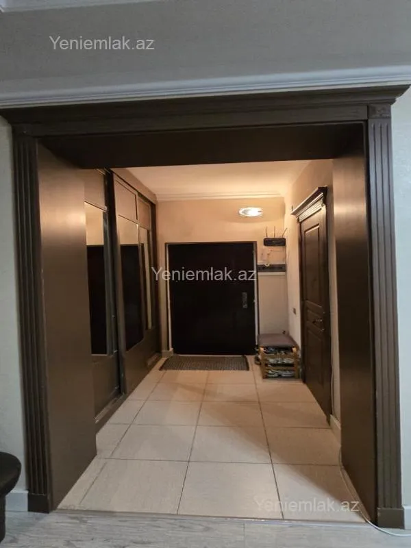 Satılır 3 otaqlı yeni tikili 105 m²