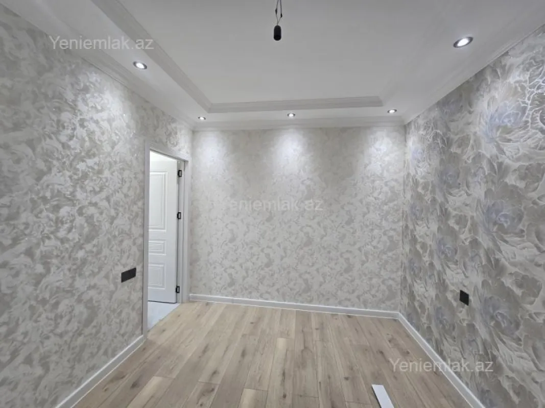 Satılır 3 otaqlı köhnə tikili 74 m²