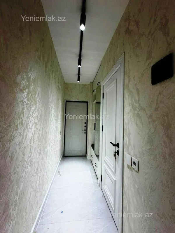 Satılır 1 otaqlı köhnə tikili 40 m²