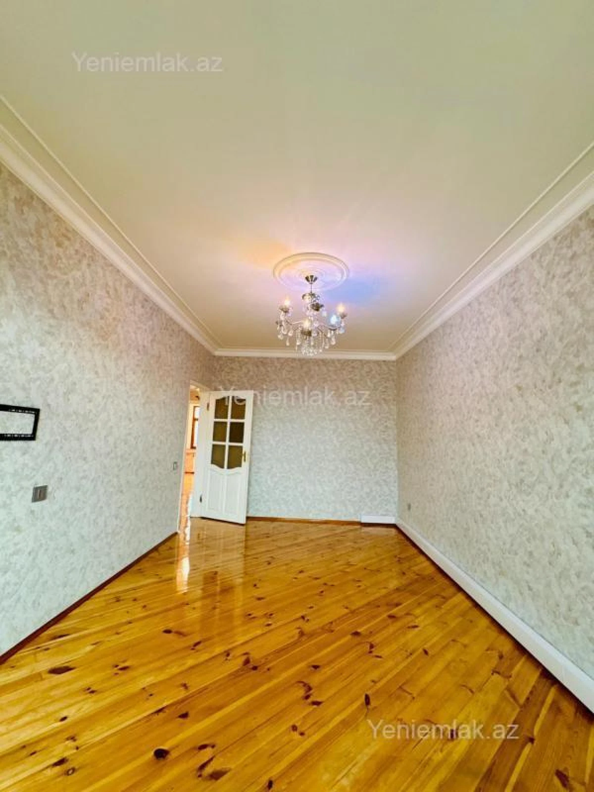 Satılır 3 otaqlı köhnə tikili 70 m²