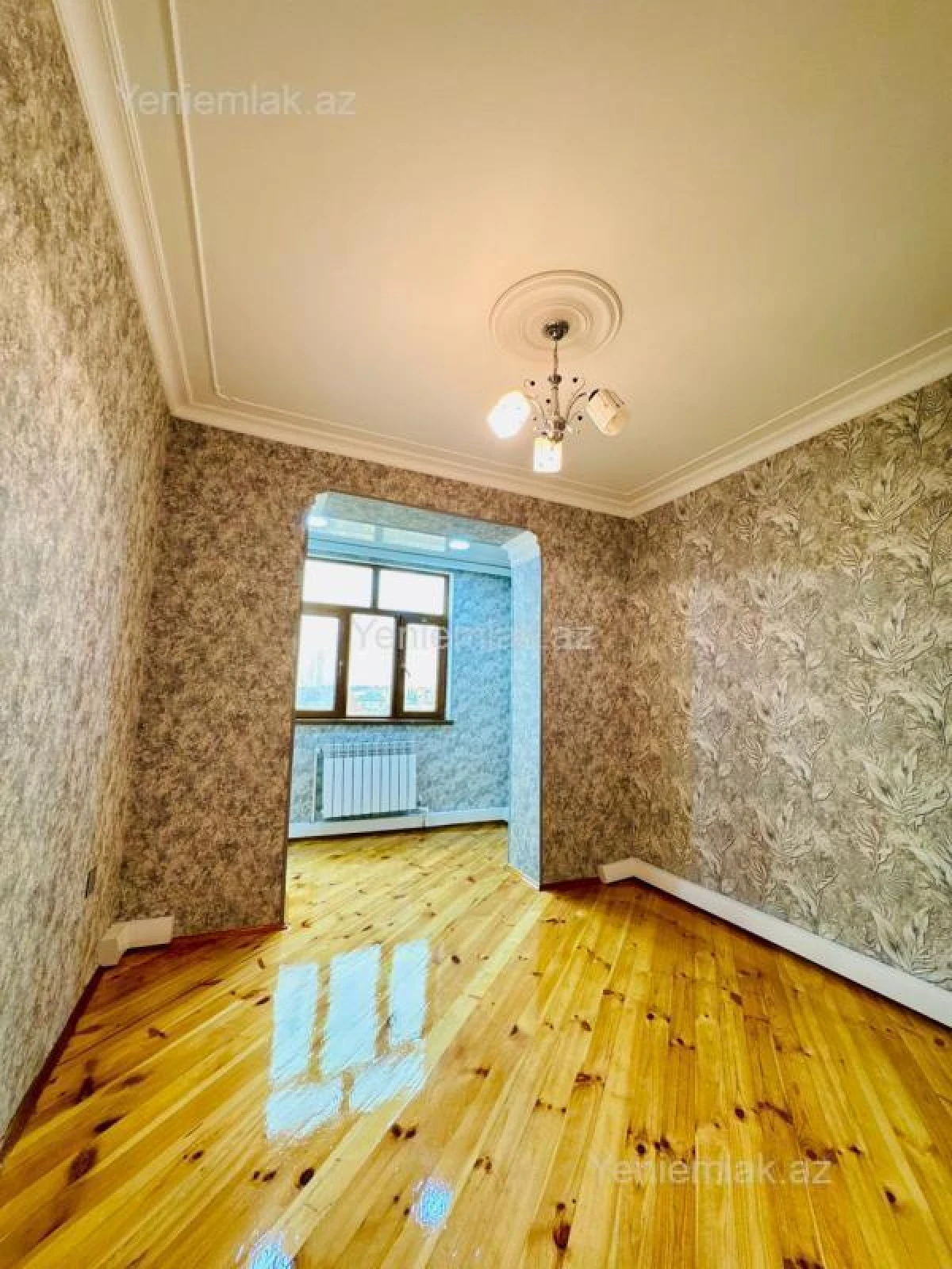 Satılır 3 otaqlı köhnə tikili 70 m²