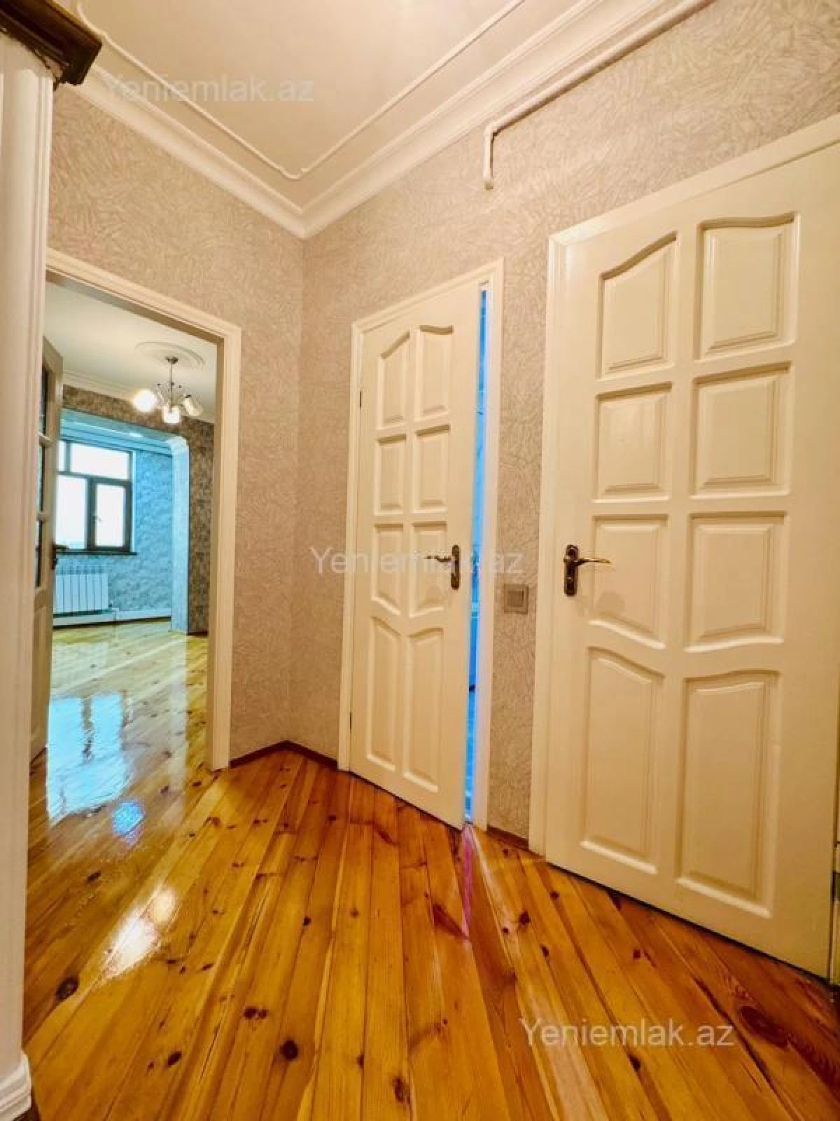 Satılır 3 otaqlı köhnə tikili 70 m²