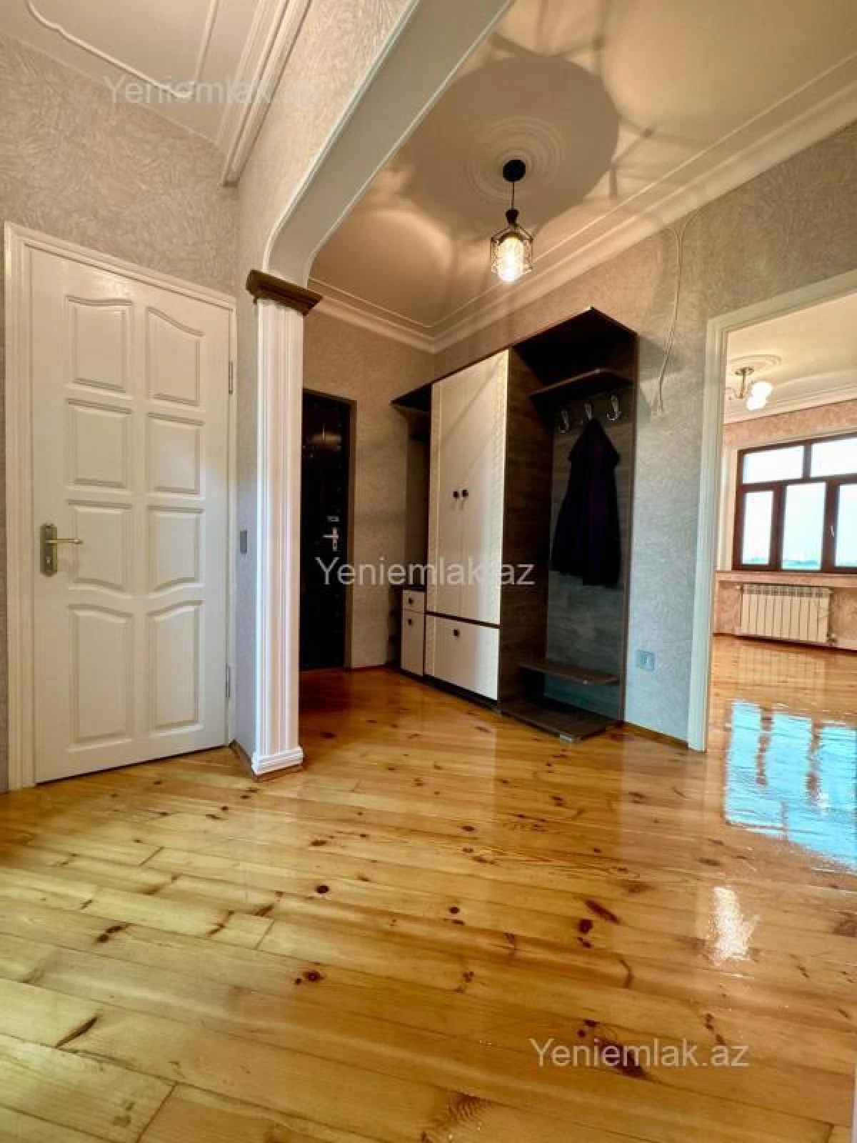 Satılır 3 otaqlı köhnə tikili 70 m²