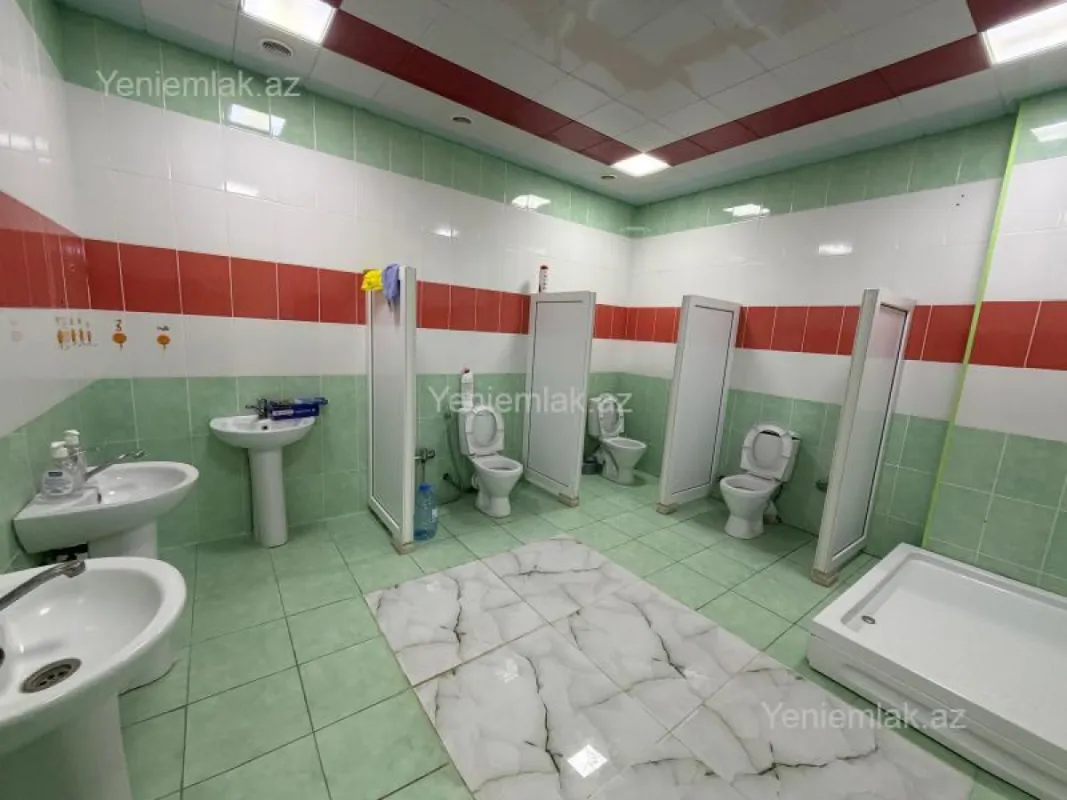 Satılır 10 otaqlı obyekt 500 m²