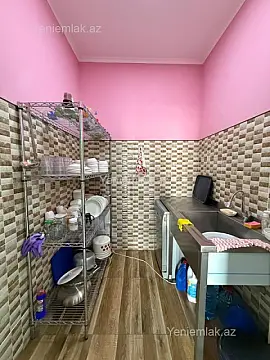 Satılır 10 otaqlı obyekt 500 m²