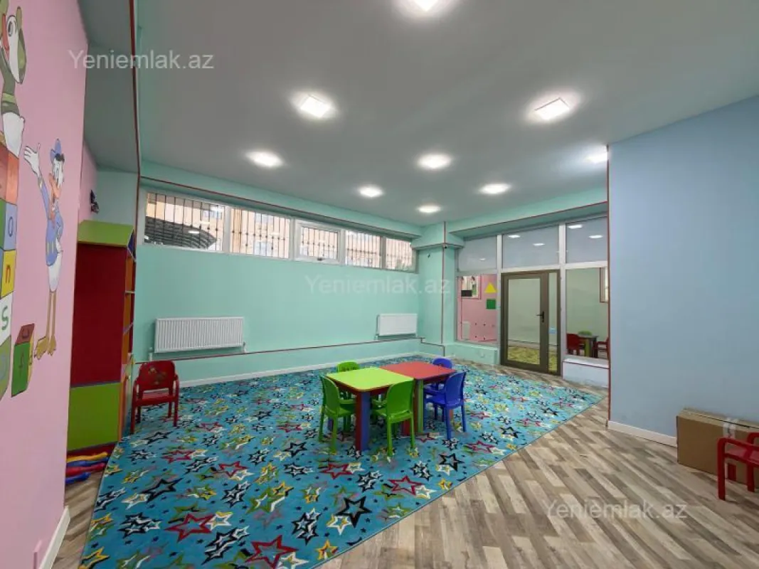 Satılır 10 otaqlı obyekt 500 m²