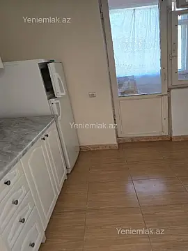 Satılır 2 otaqlı köhnə tikili 42 m²