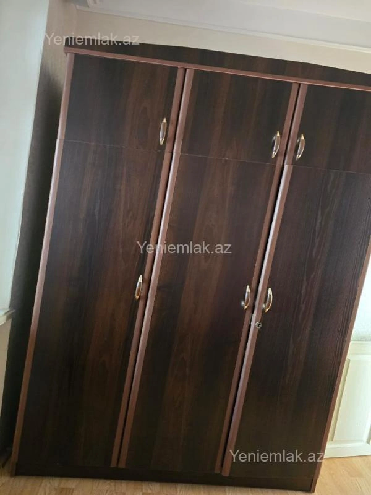 Satılır 2 otaqlı köhnə tikili 42 m²
