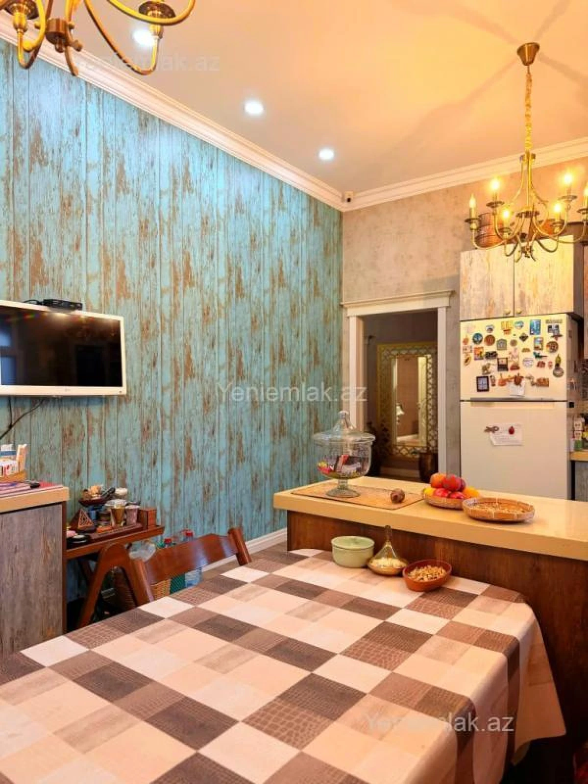 Satılır 4 otaqlı yeni tikili 160.5 m²