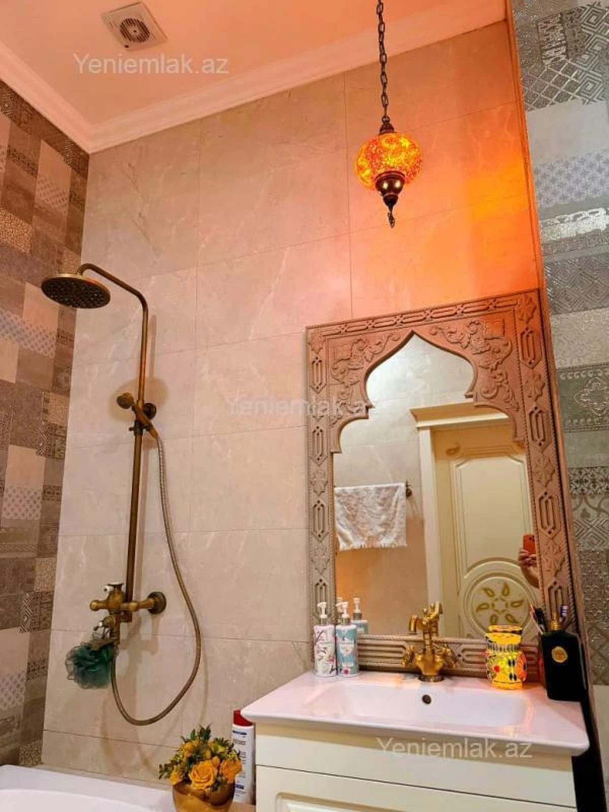 Satılır 4 otaqlı yeni tikili 160.5 m²