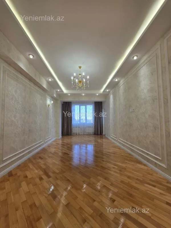 Satılır 3 otaqlı yeni tikili 155 m²