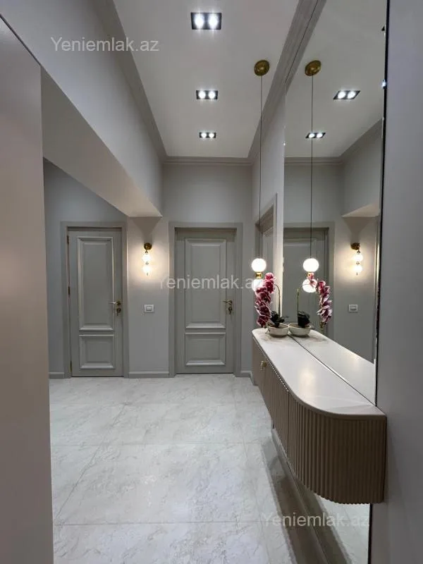 Satılır 3 otaqlı yeni tikili 91 m²