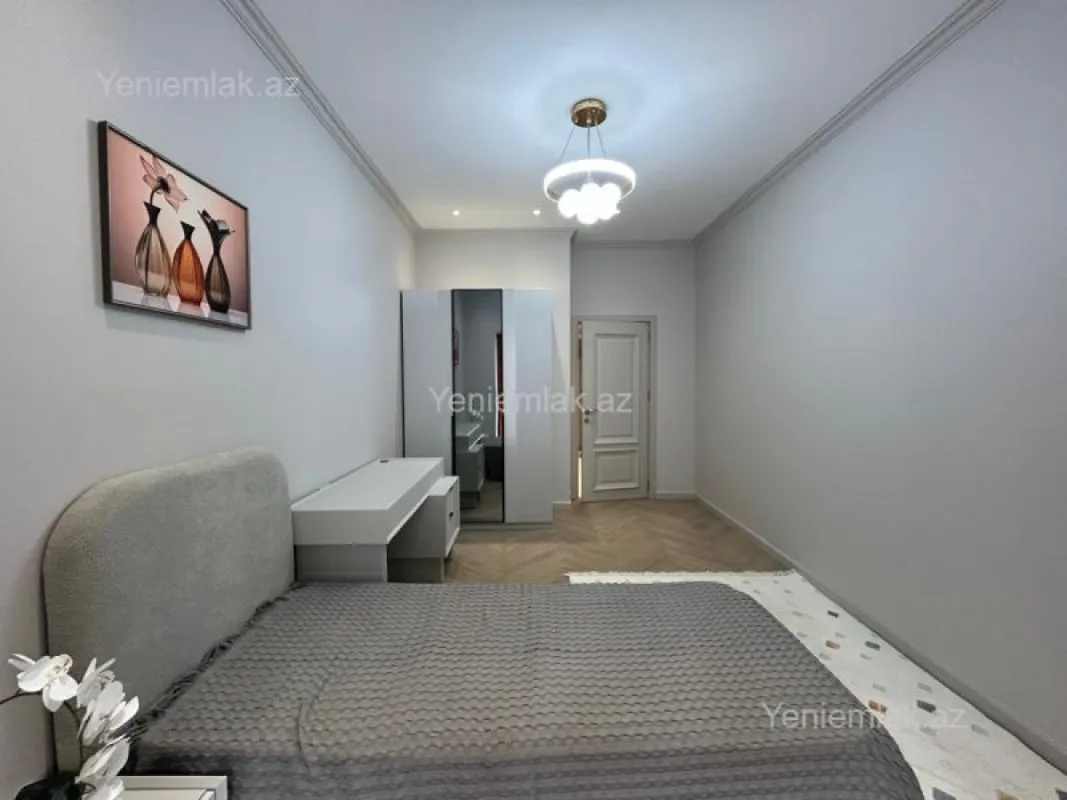 Satılır 3 otaqlı yeni tikili 91 m²