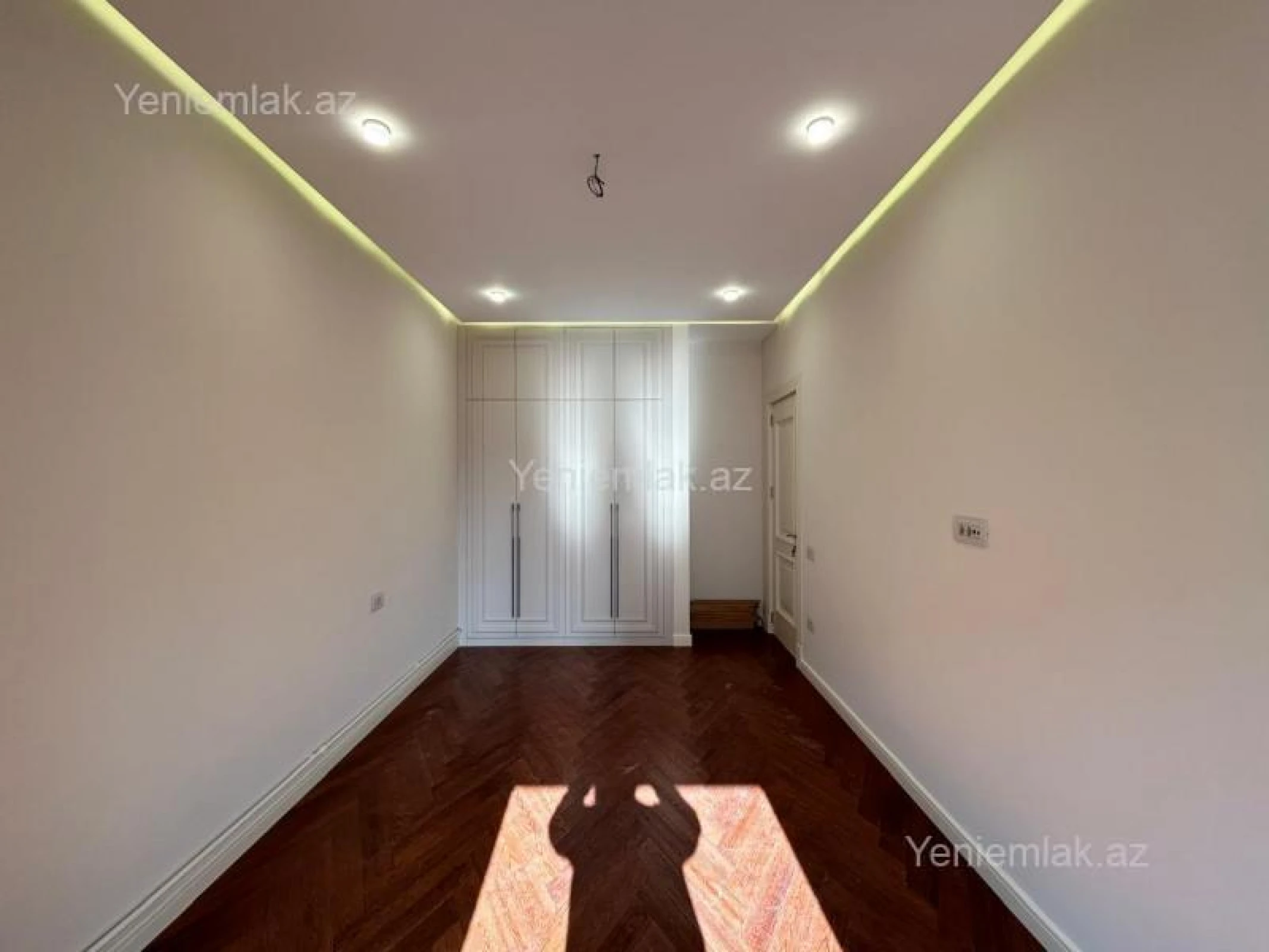 Satılır 2 otaqlı yeni tikili 68 m²