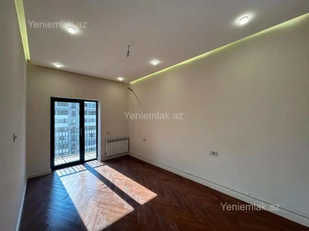 Satılır 2 otaqlı yeni tikili 68 m²