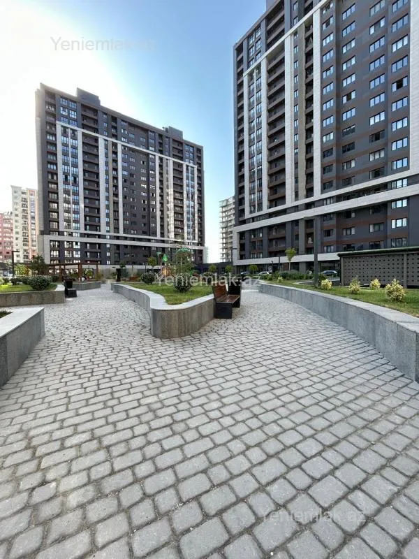 Satılır 2 otaqlı yeni tikili 68 m²