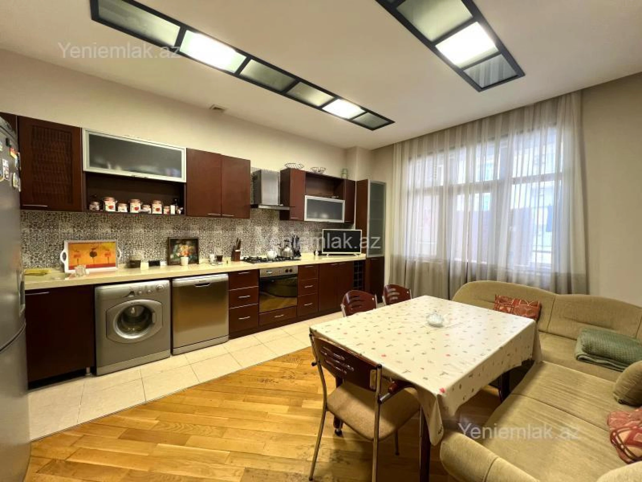 Satılır 3 otaqlı yeni tikili 171 m²