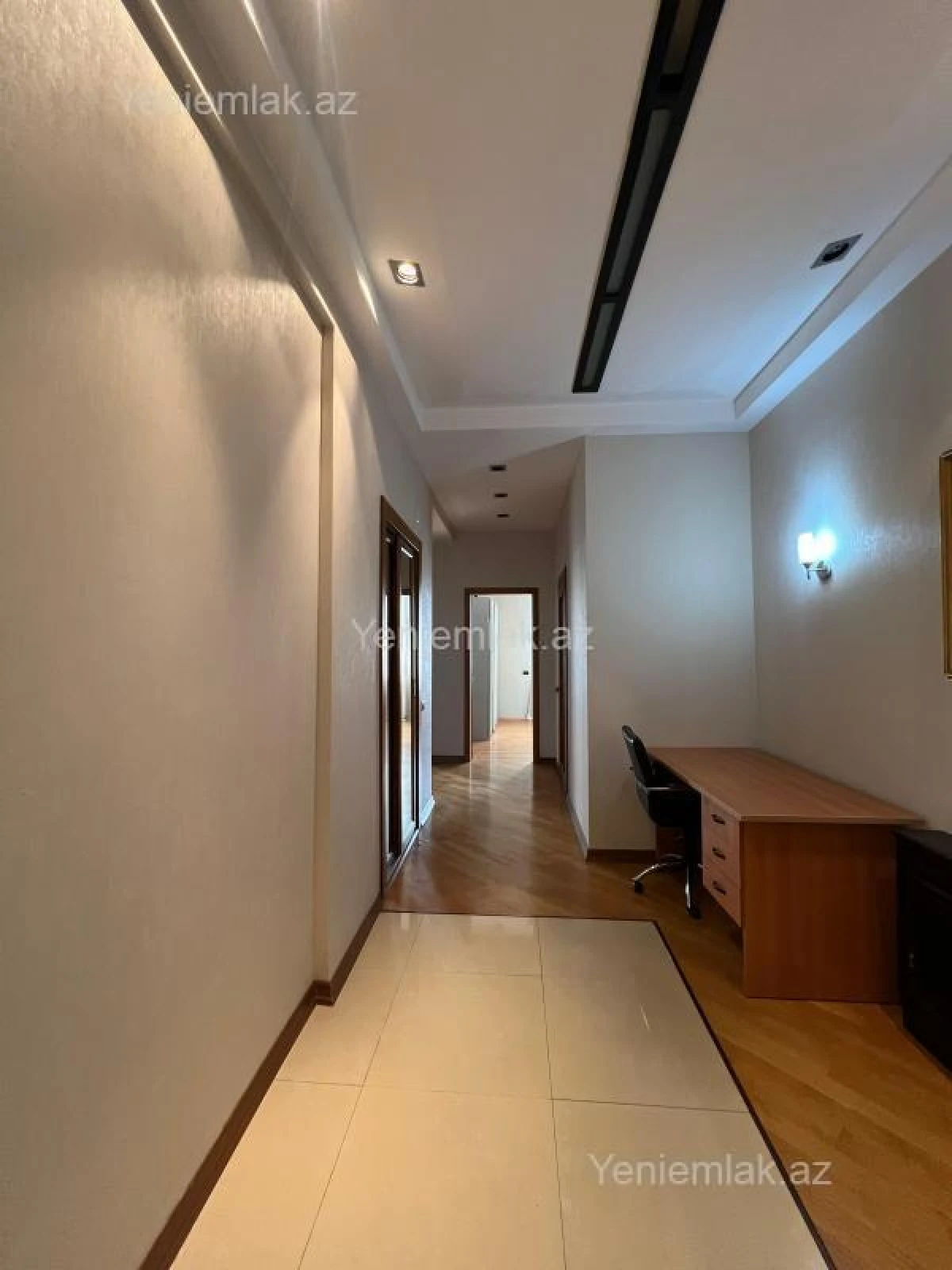 Satılır 3 otaqlı yeni tikili 171 m²
