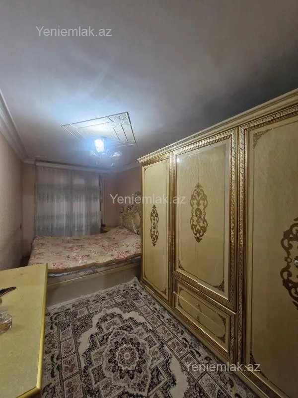 Satılır 3 otaqlı köhnə tikili 70 m²