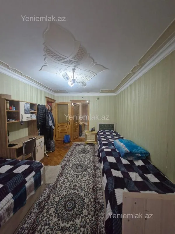 Satılır 3 otaqlı köhnə tikili 70 m²