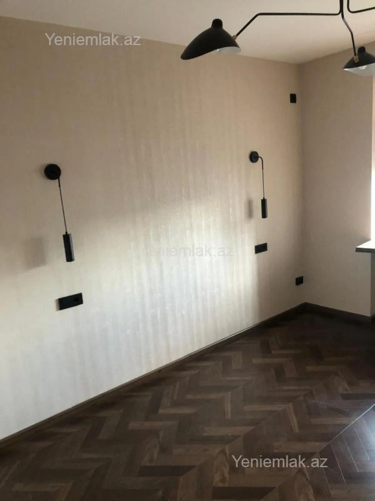 Satılır 2 otaqlı köhnə tikili 60 m²