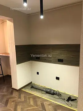 Satılır 2 otaqlı köhnə tikili 60 m²