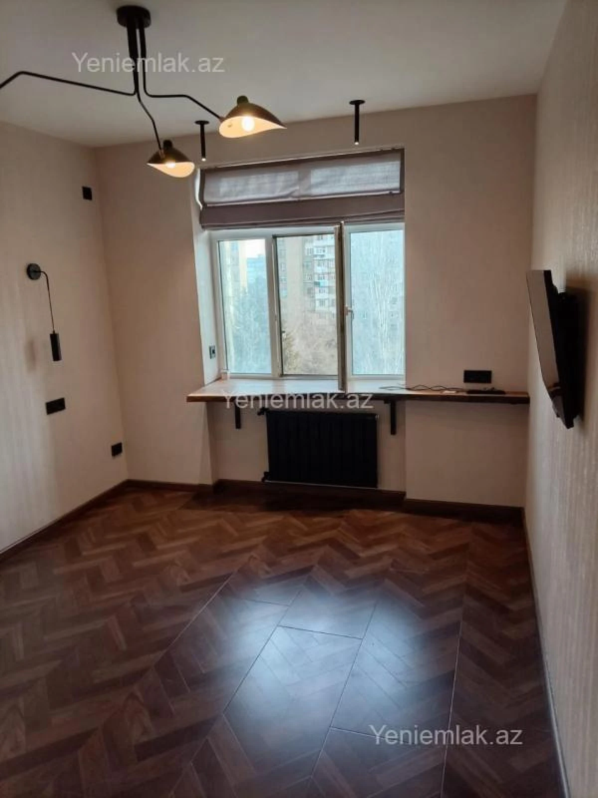Satılır 2 otaqlı köhnə tikili 60 m²