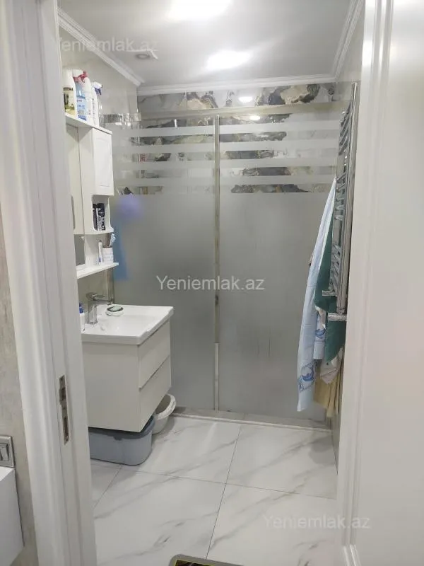 Satılır 3 otaqlı yeni tikili 81 m²