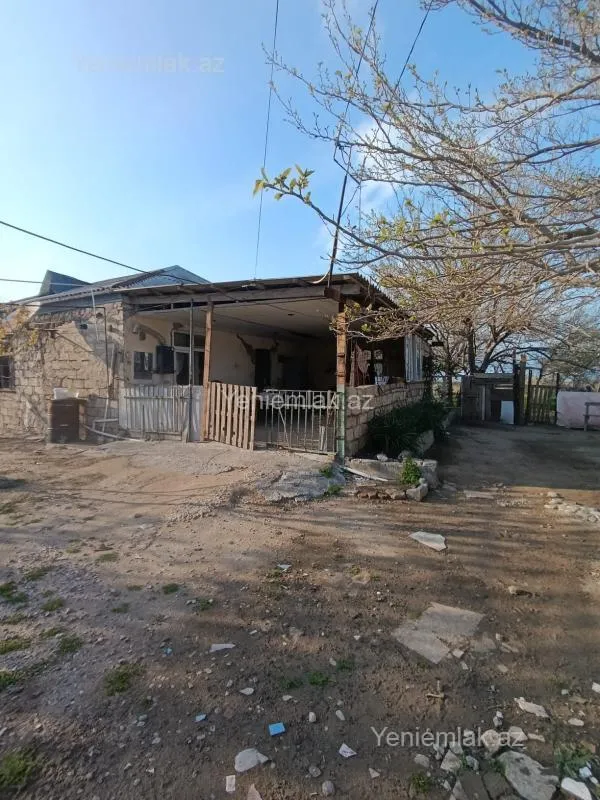 Satılır 3 otaqlı həyət evi 70 m²