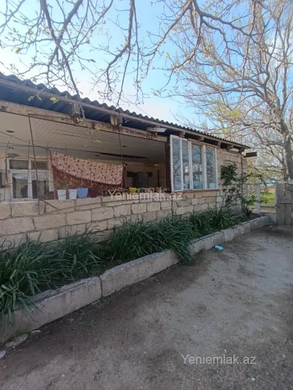 Satılır 3 otaqlı həyət evi 70 m²