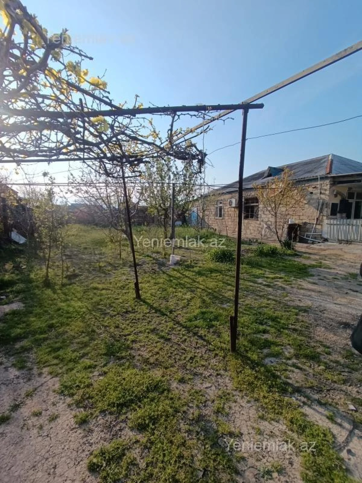 Satılır 3 otaqlı həyət evi 70 m²