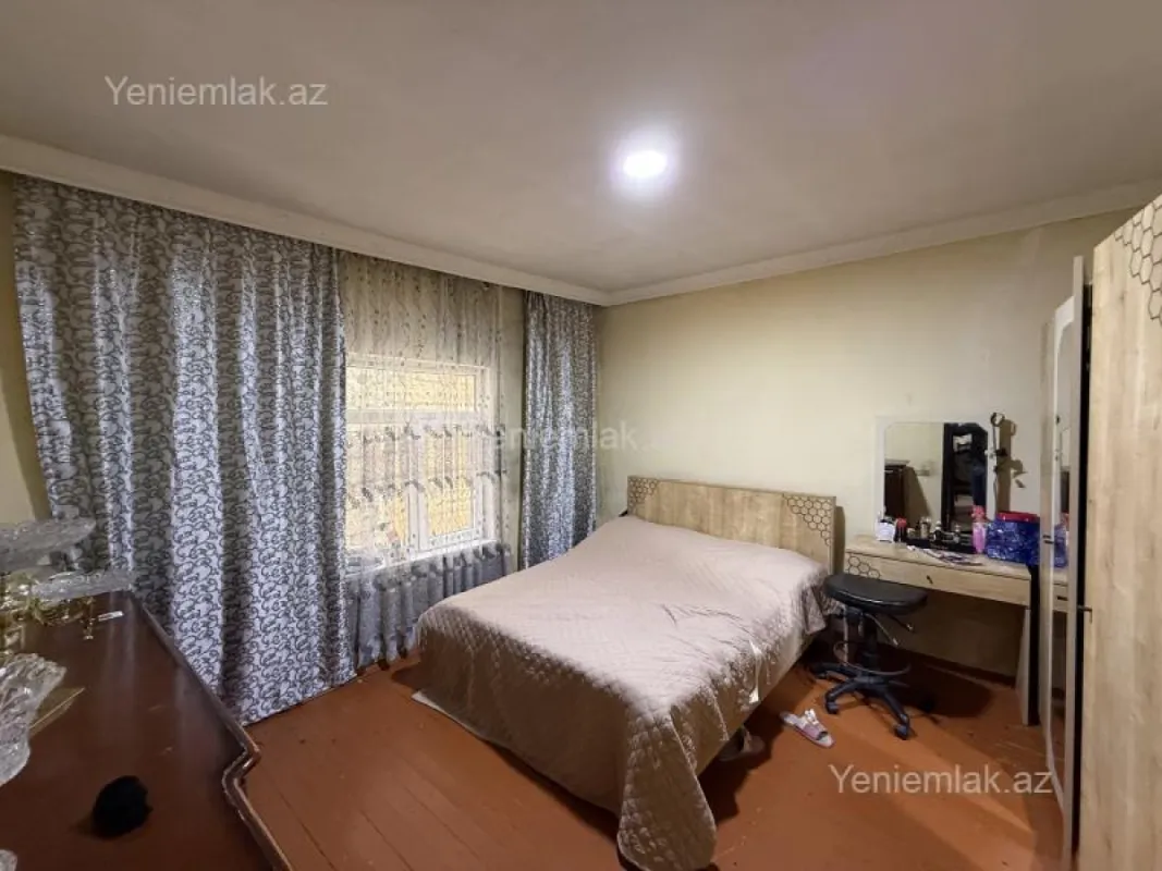 Satılır 4 otaqlı həyət evi 95 m²