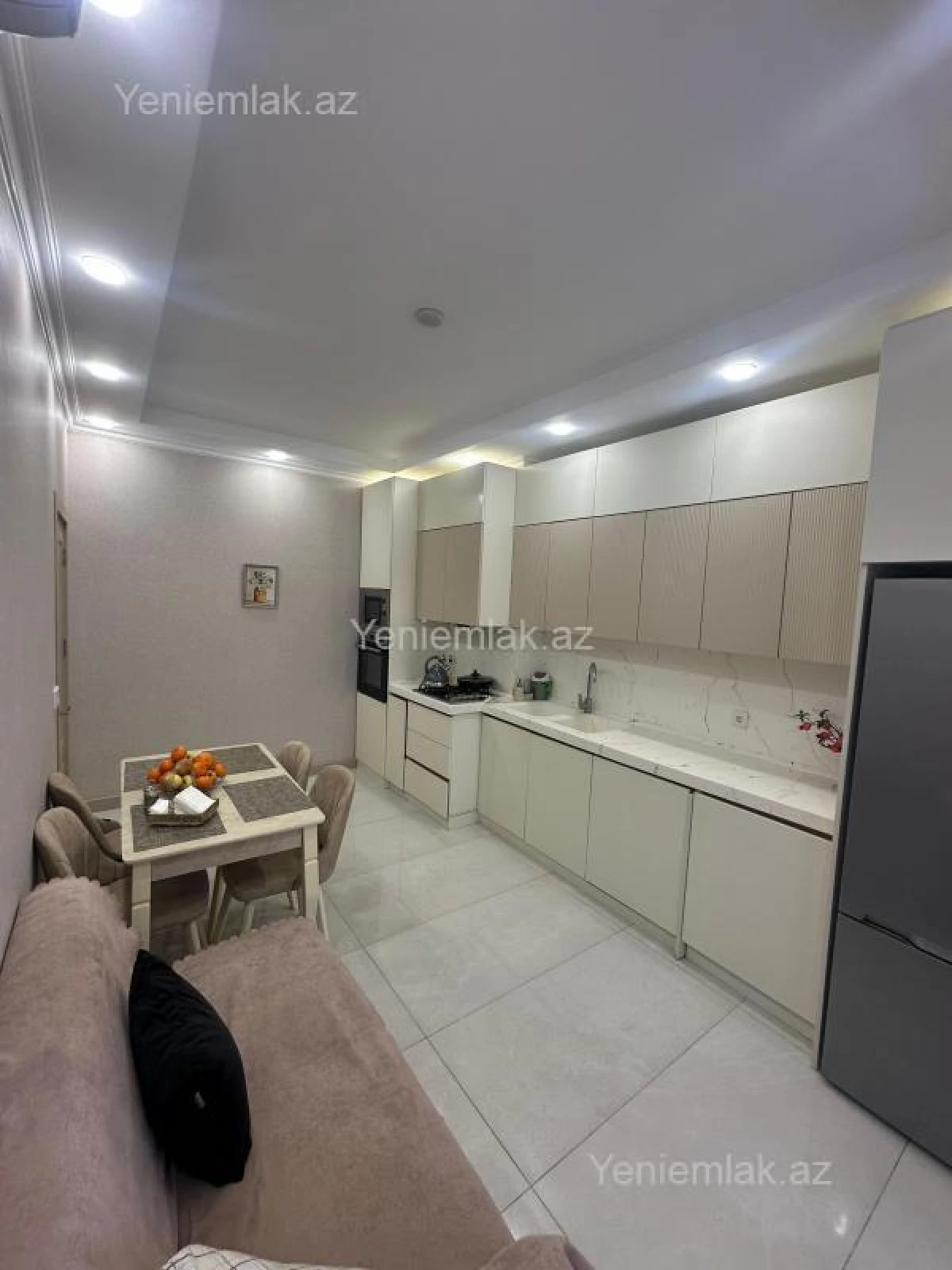 Satılır 2 otaqlı yeni tikili 90 m²