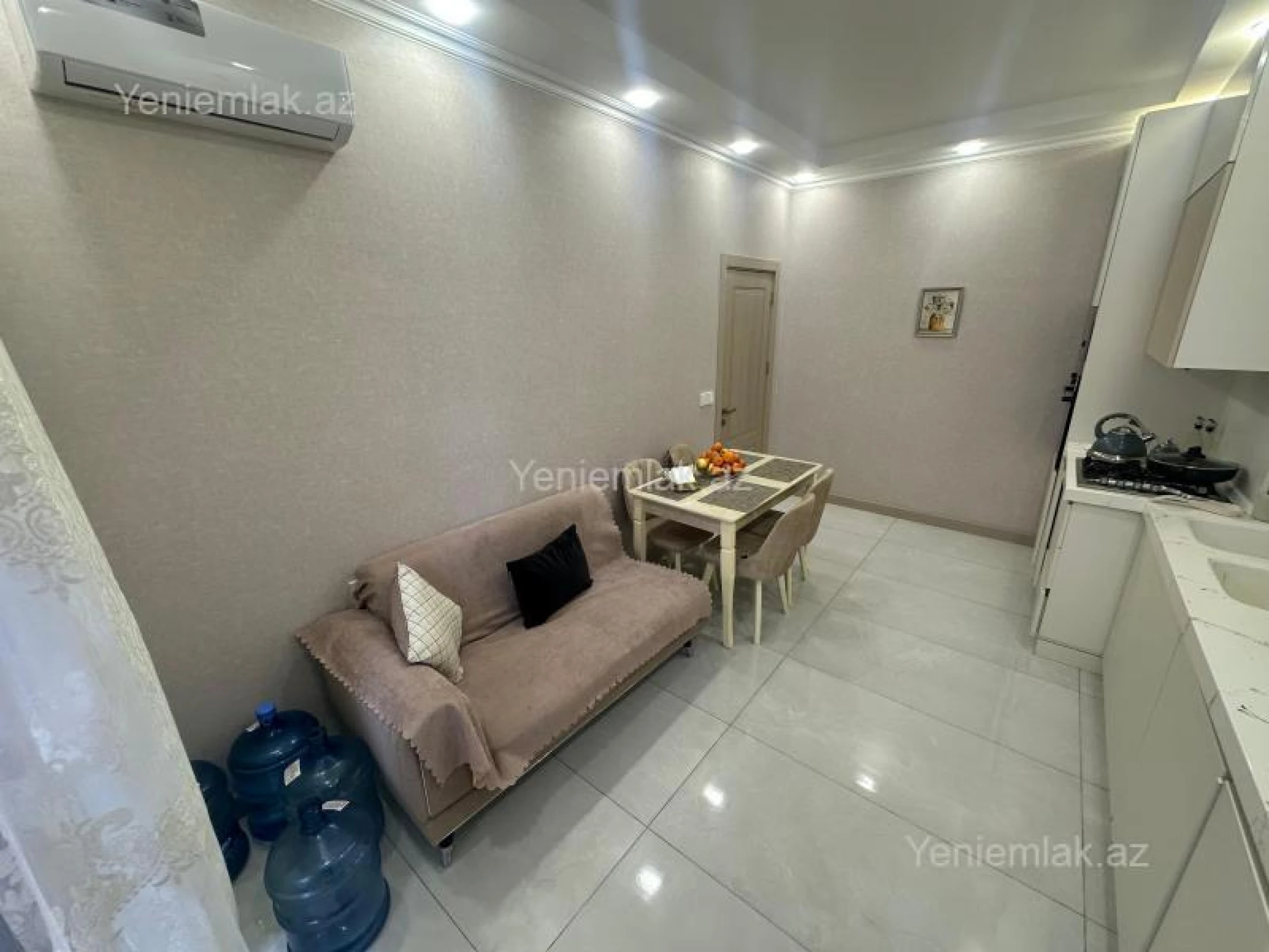 Satılır 2 otaqlı yeni tikili 90 m²