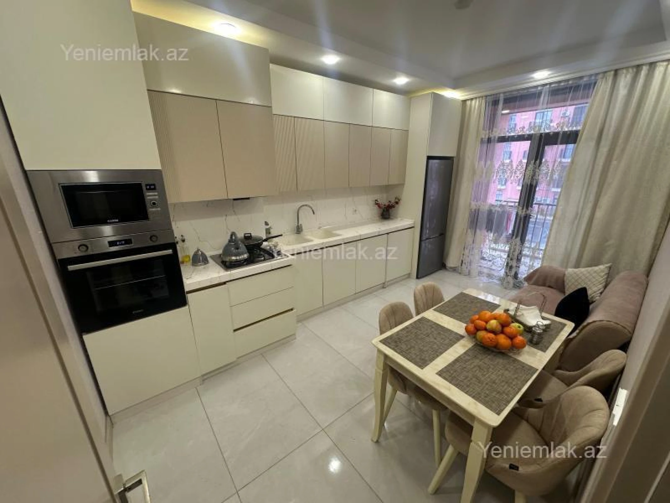 Satılır 2 otaqlı yeni tikili 90 m²