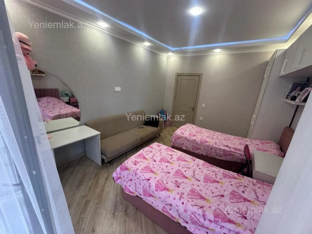 Satılır 2 otaqlı yeni tikili 90 m²