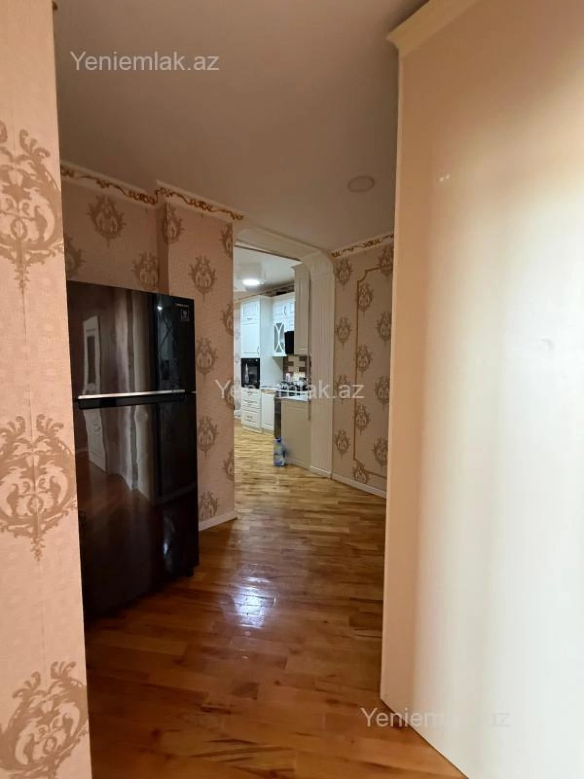 Satılır 3 otaqlı yeni tikili 92.5 m²