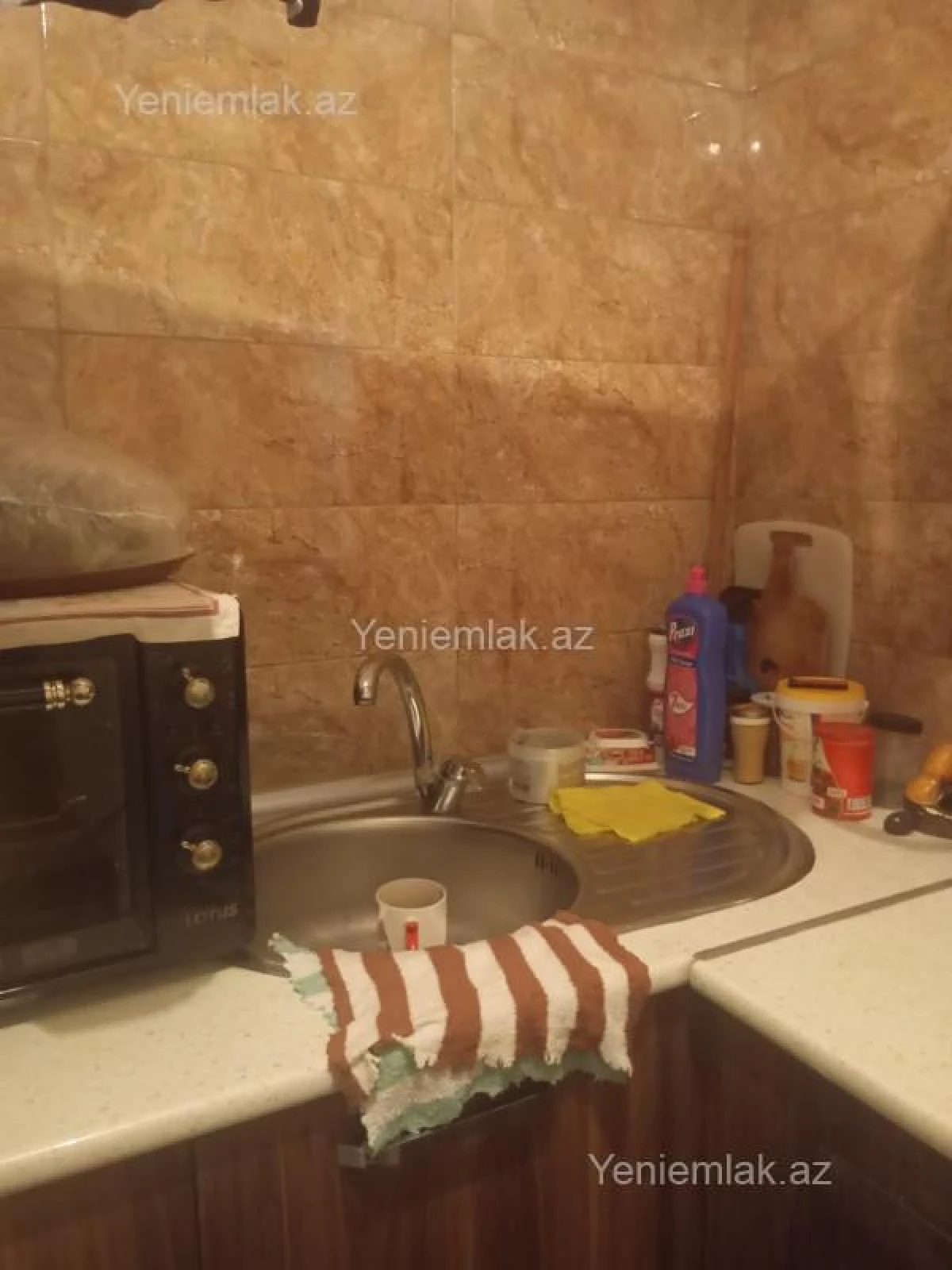 Satılır 1 otaqlı köhnə tikili 32 m²