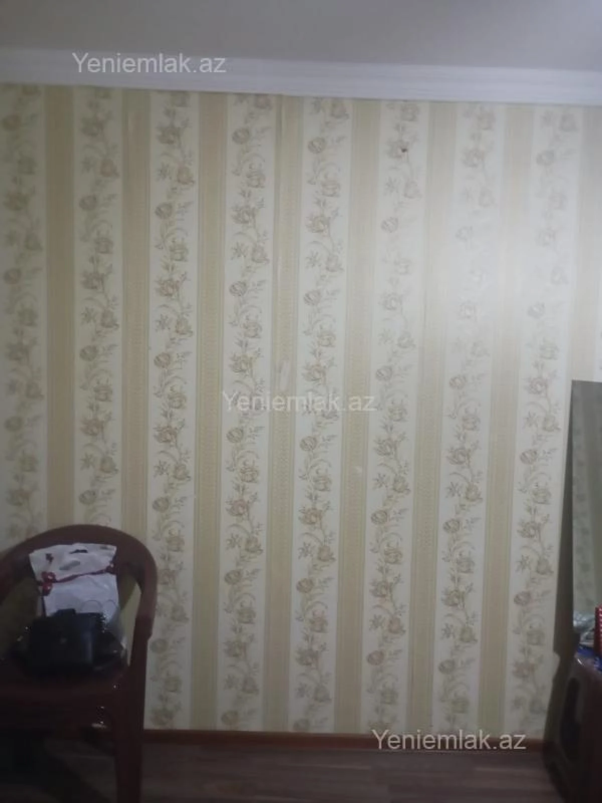 Satılır 1 otaqlı köhnə tikili 32 m²