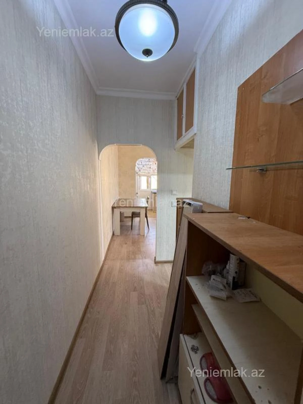 Satılır 1 otaqlı köhnə tikili 50 m²