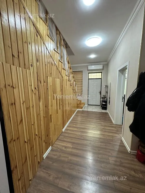 Satılır 4 otaqlı həyət evi 155 m²