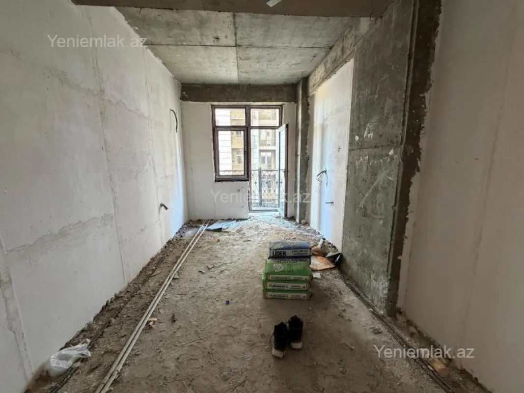 Satılır 2 otaqlı yeni tikili 60 m²