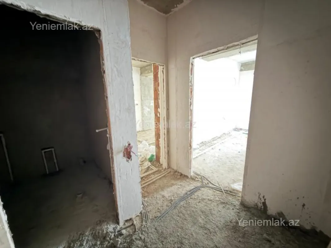 Satılır 2 otaqlı yeni tikili 60 m²