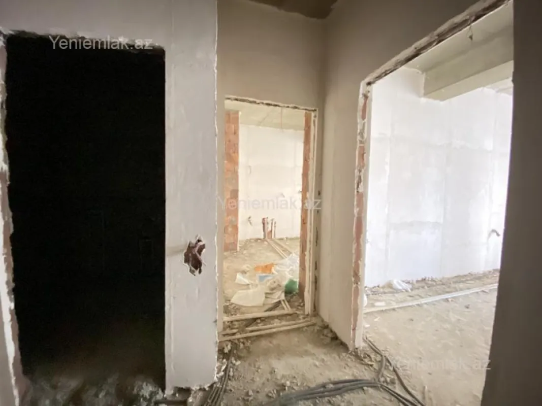 Satılır 2 otaqlı yeni tikili 60 m²