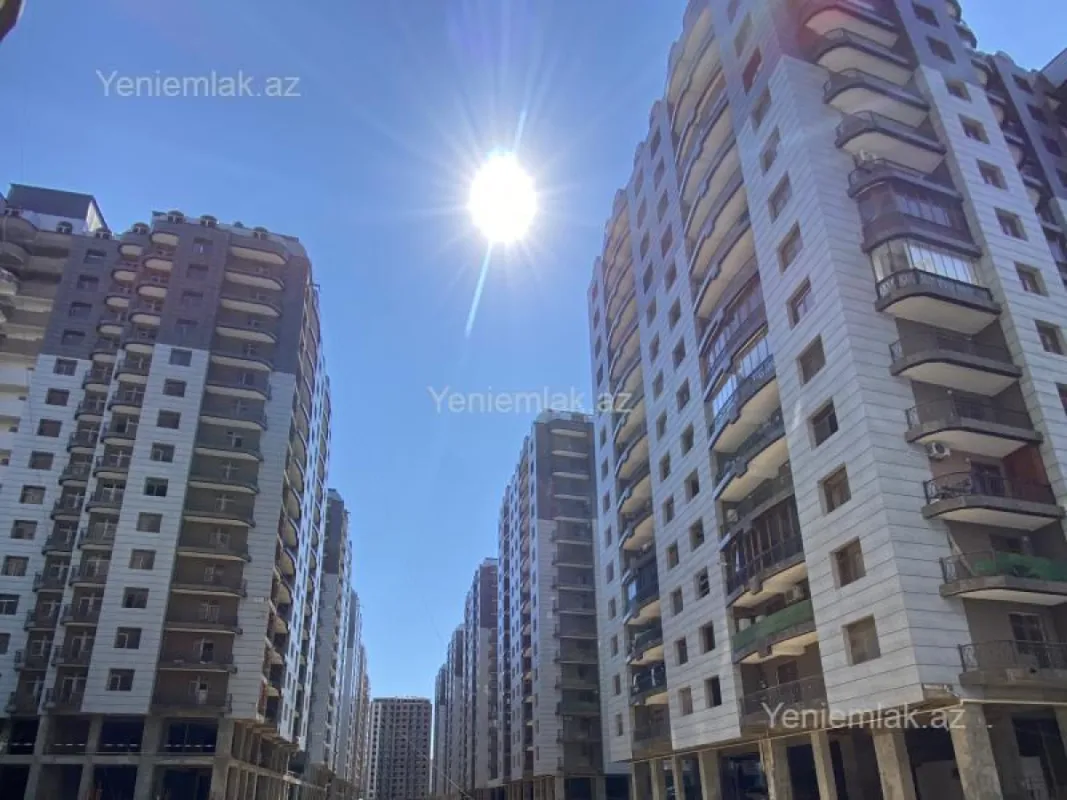 Satılır 2 otaqlı yeni tikili 60 m²