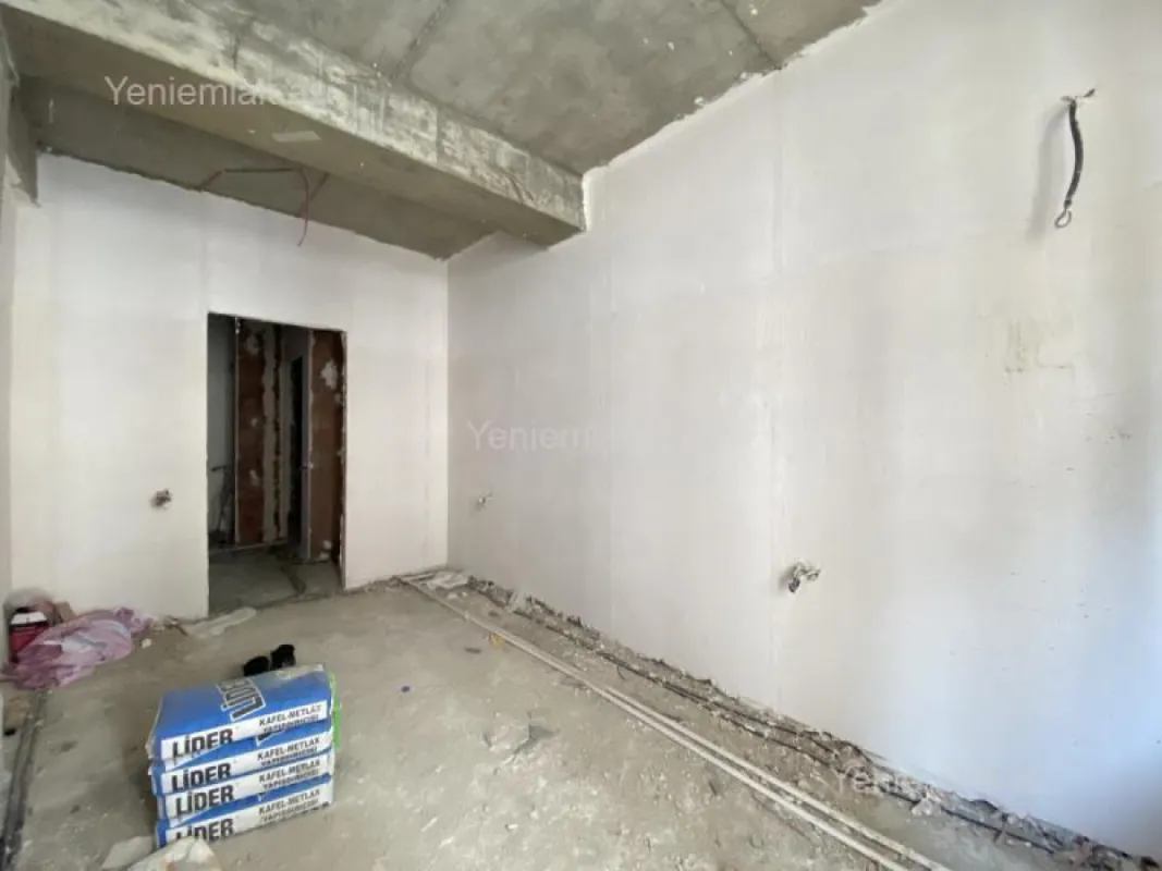 Satılır 2 otaqlı yeni tikili 60 m²