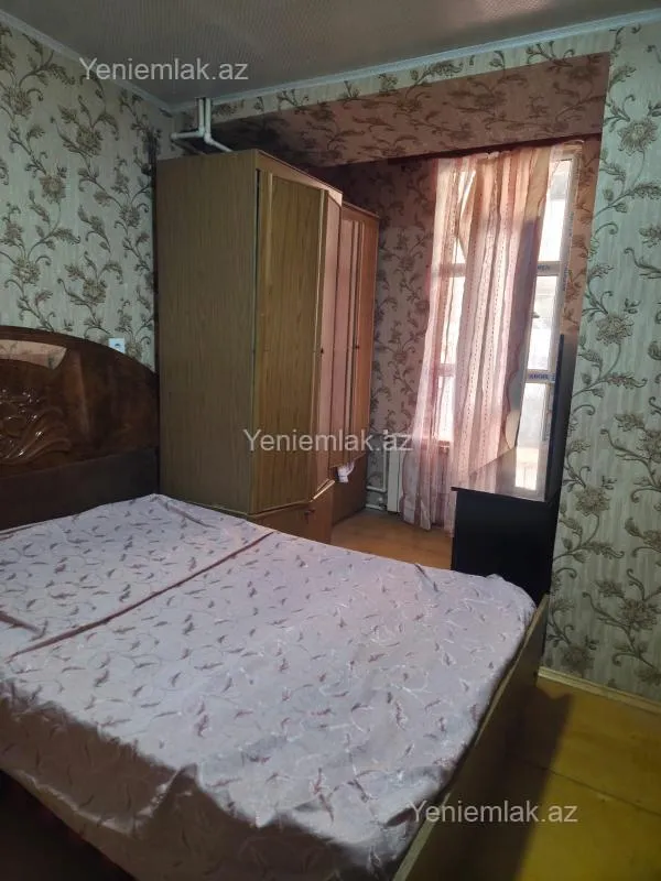 Satılır 2 otaqlı köhnə tikili 45 m²