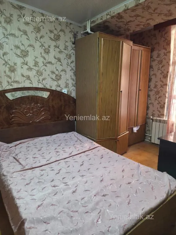 Satılır 2 otaqlı köhnə tikili 45 m²