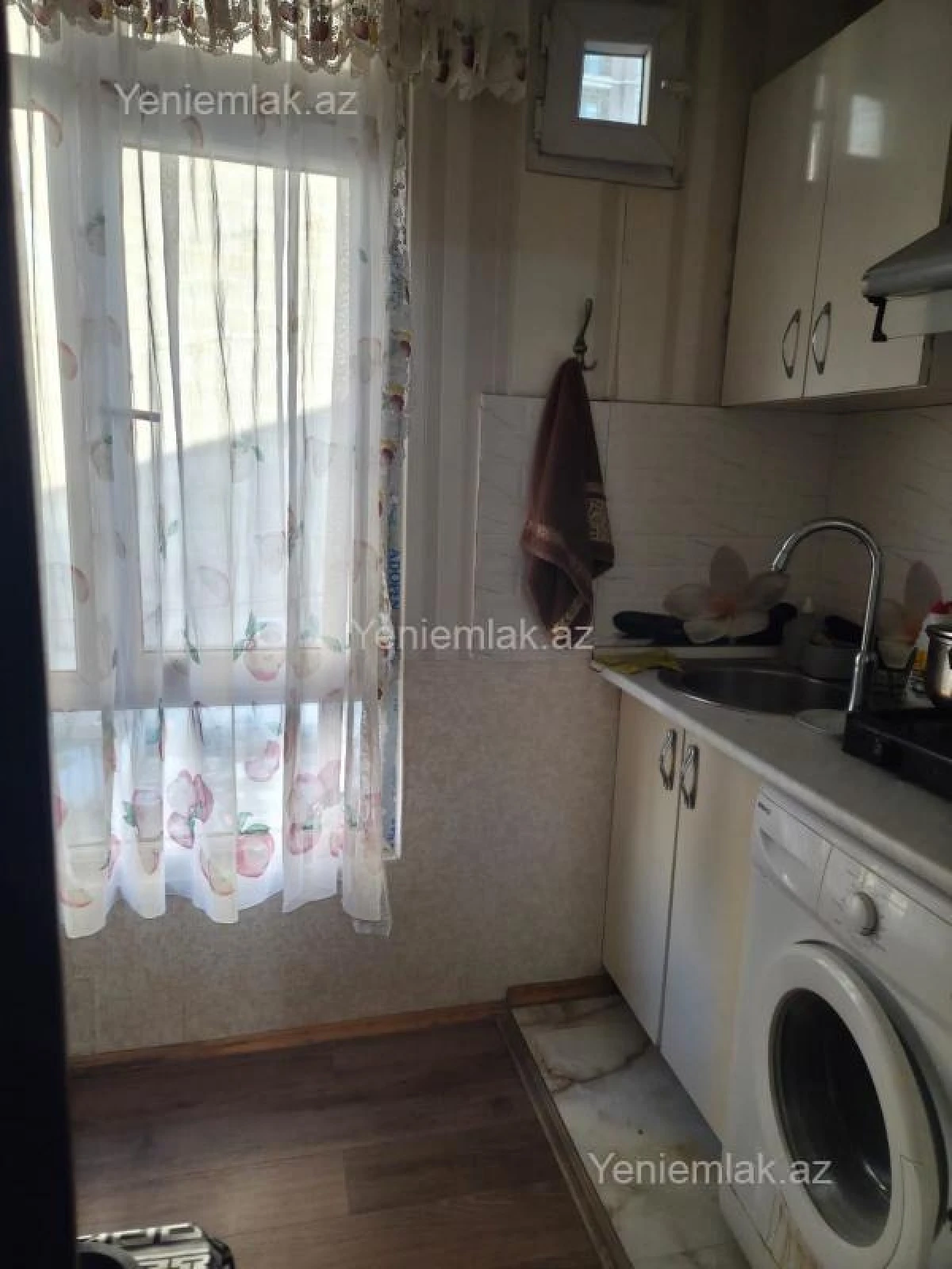 Satılır 2 otaqlı köhnə tikili 45 m²