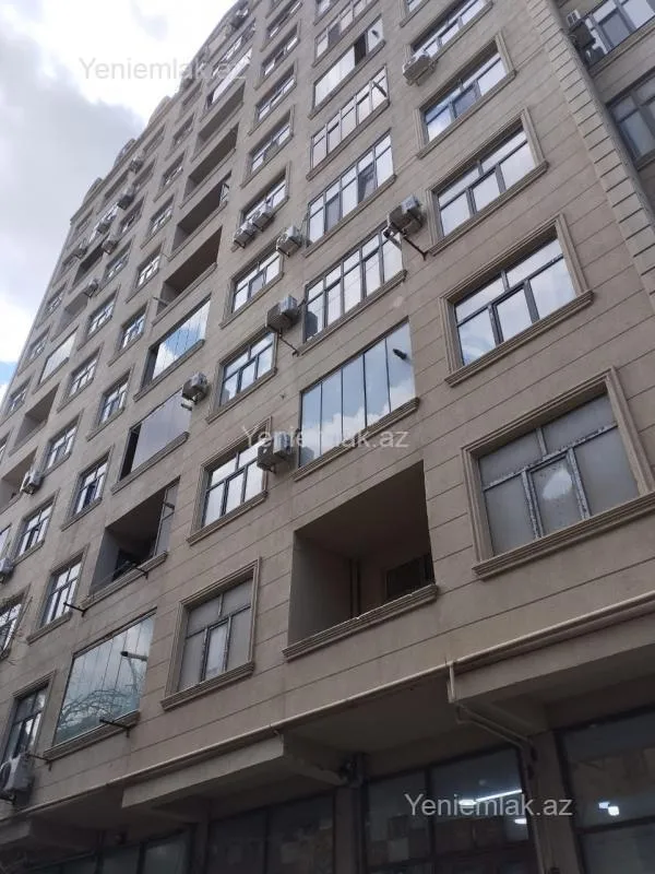 Satılır 3 otaqlı yeni tikili 118 m²